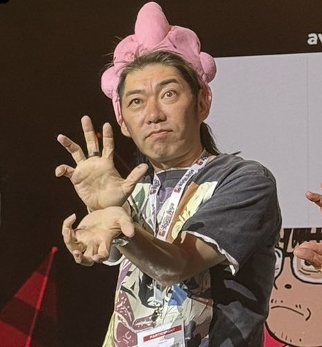 Mano_Jota45's tweet photo. UM FELIZ ANIVERSÁRIO PARA O @TOYOTARO_Vjump 

Já é dia 17 de Maio no Japão, o que significa que o mangaka Toyotaro, que se tornou o responsável por assumir Dragon Ball Super e ajudou a fazer história incríveis, está completando seus 48 anos!

E que tudo de bom aconteça para você! https://t.co/Q06gQn63kO