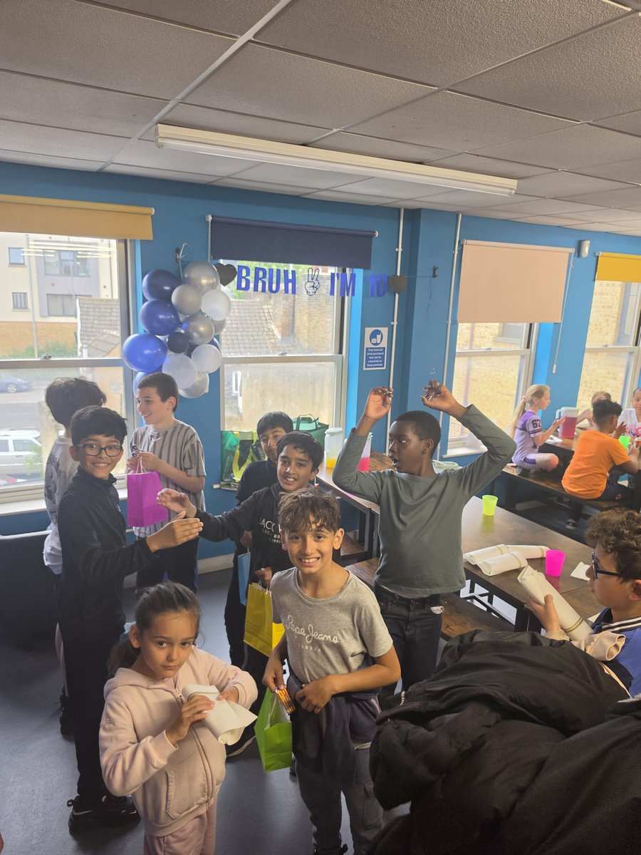 F_S_Events's tweet photo. Wow that was a fantastic day, there was so many party's. We hope you all enjoyed yourselves 😄🔫🎮💯

#FantasticDay #PartyVibes #GoodTimes #Celebrate #FunWithFriends #GameOn #LiveItUp #HappyMemories #EpicEvents #JoyfulMoments https://t.co/i3Bt0PiSwY
