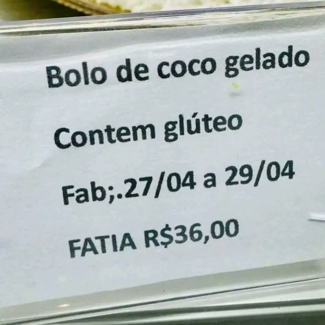 Letreiros e placas (e outras coisas) estranhas tweet media