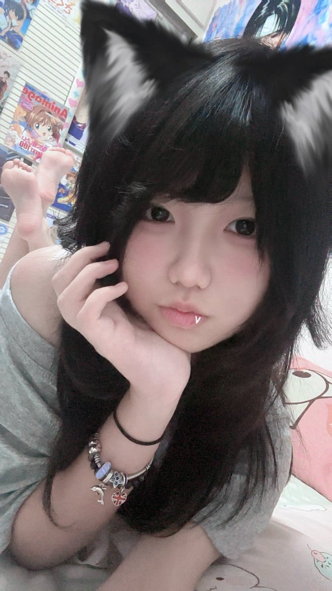 Hana tweet media