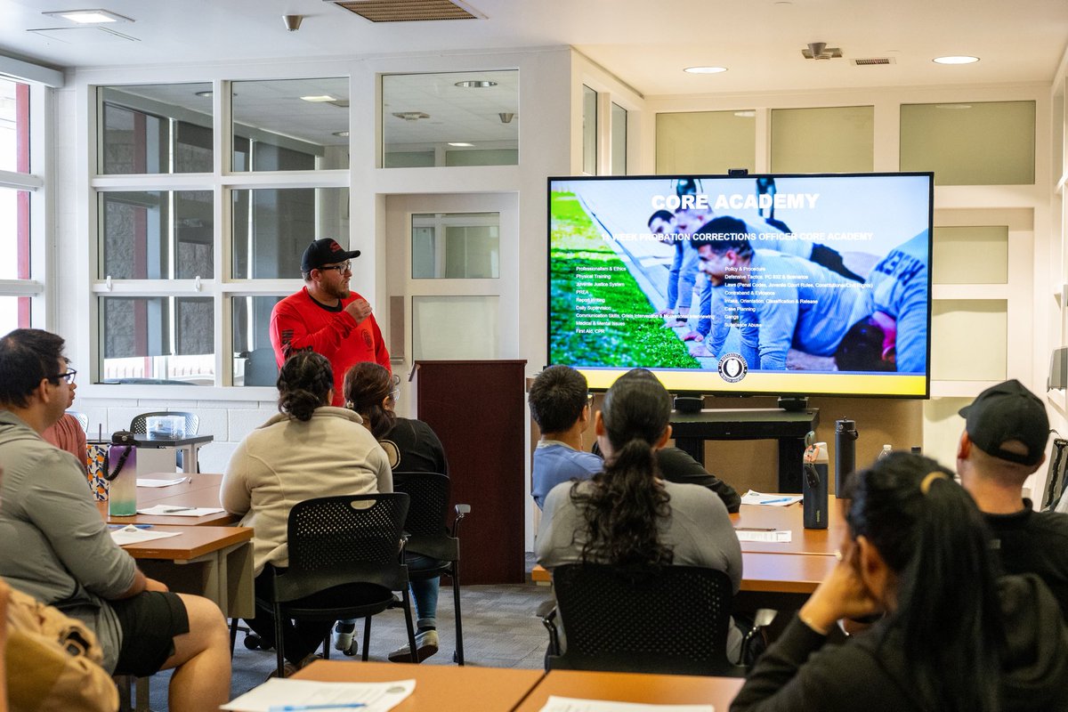SBCprobation's tweet photo. Attendees had the opportunity to connect with recruiters, learn more about the CORE Academy, and participate in physical agility exercises at our #SBCProbation Corrections Officer Applicant Workshops. 

Apply today at https://t.co/tLsVtmVKVj.

#JoinTheTeam #JoinProbation https://t.co/5Zg2vii5Tv
