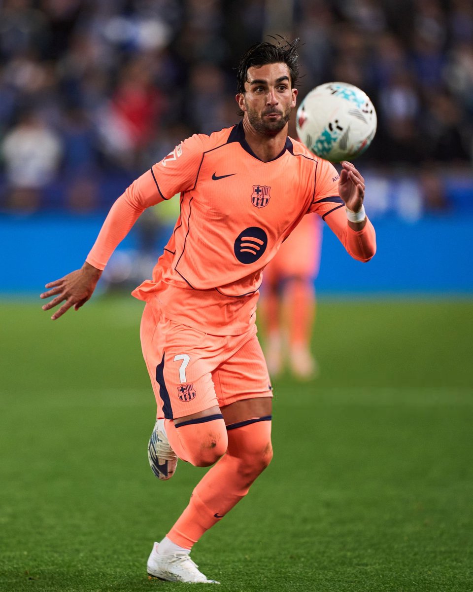 FCB World tweet media