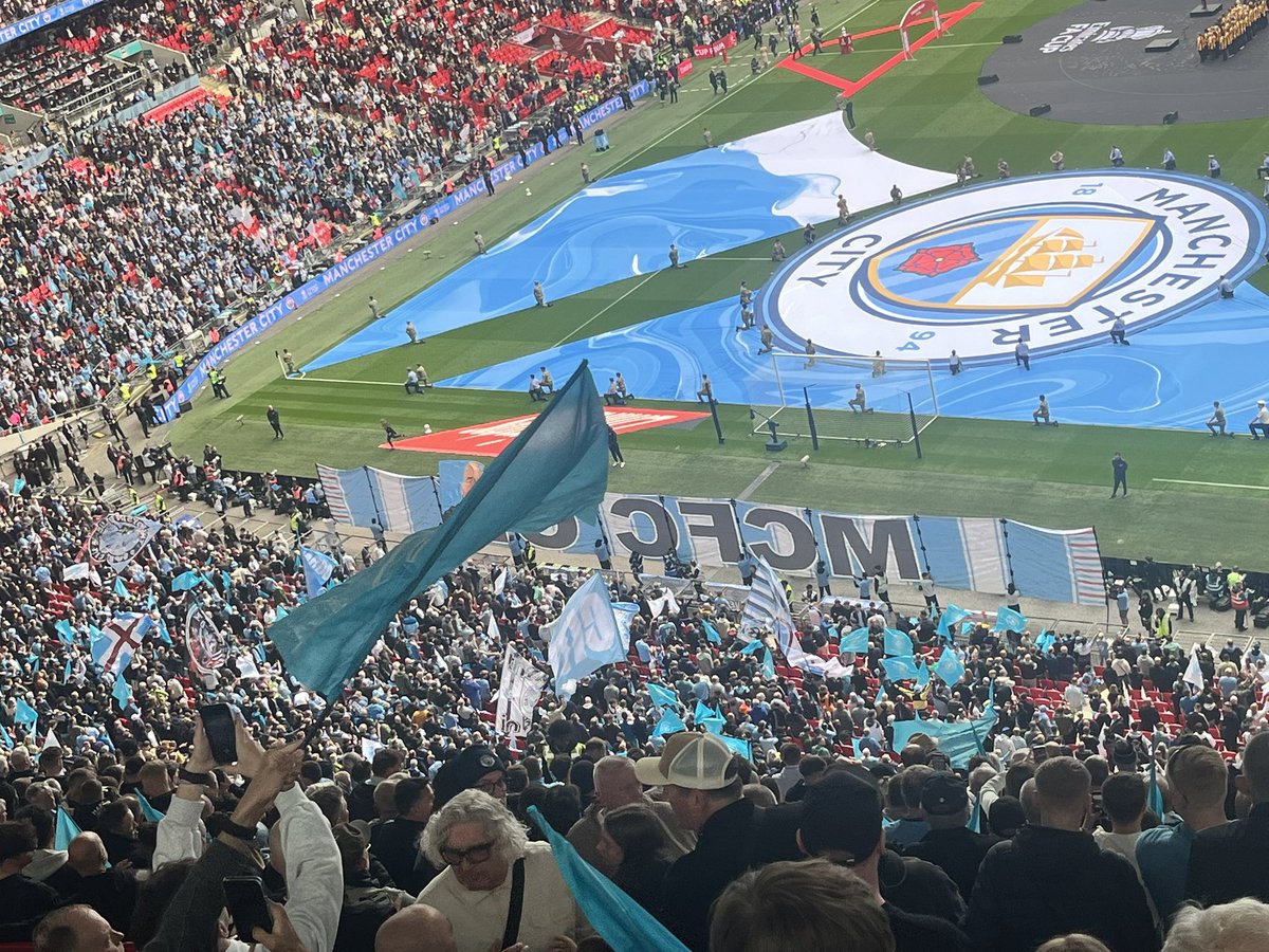 PhythianAnthony's tweet photo. Another trip down to the Etihad South and another trophy in the cabinet 🏆

What a club 👕🩵🇧🇼 https://t.co/XNbo40Pglp