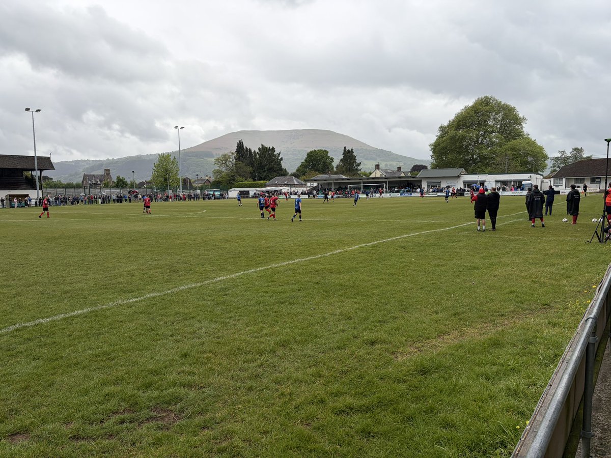 Abergavenny Town FC tweet media