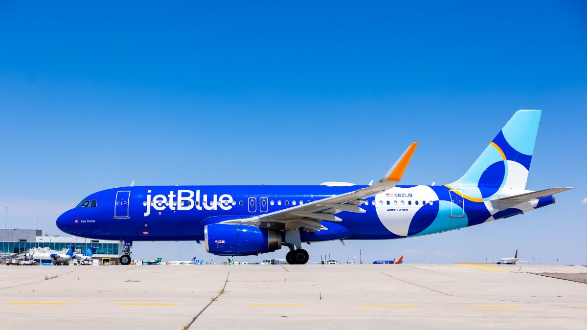 Flyden Celebrating 25 years with JetBlue. 💙 ️ With 30 tailfin varieties and ...