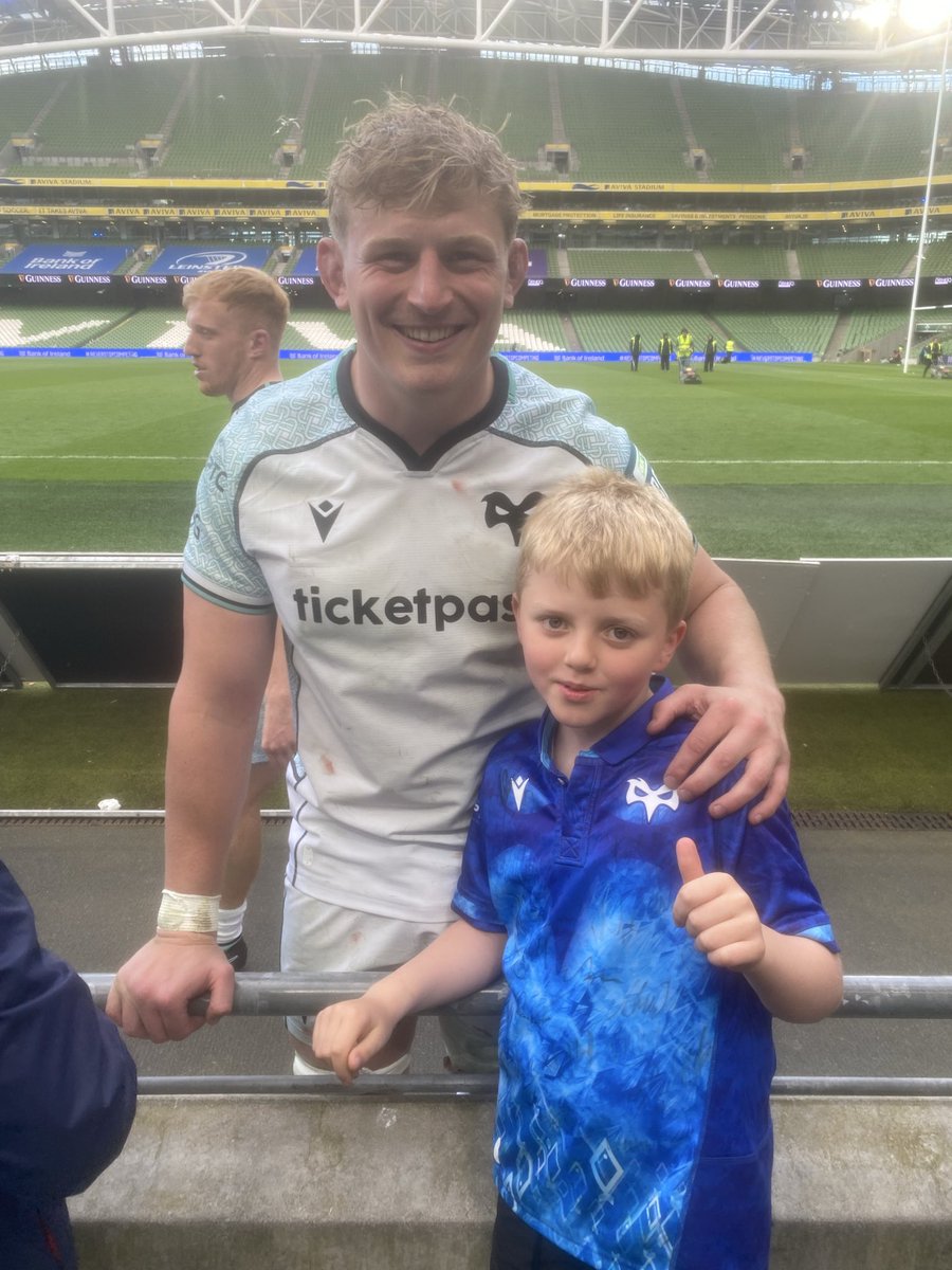 NathanDublin's tweet photo. Despite the result Morgan has a good day @ospreys @OspreysSC https://t.co/equJOhuOGQ