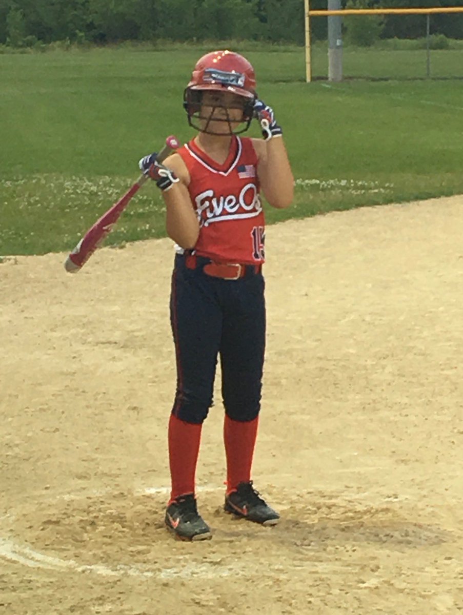 oconsoftball's tweet photo. Senior Spotlight, Kayla Glidewell!🥳🥎🎉
Kayla, thank you for being you! We wish you the best as you continue on your journey to find the school that is the best fit for you. We know you will do amazing things!!💛💜 https://t.co/DToU2YyrWY