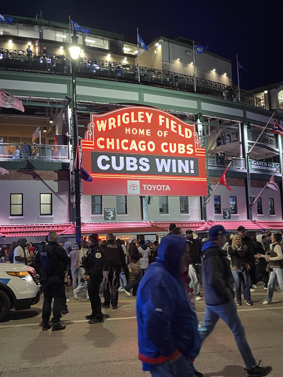 djbottomsup's tweet photo. I would die for my country Chicago 🫶 https://t.co/xsnnf8fsOz