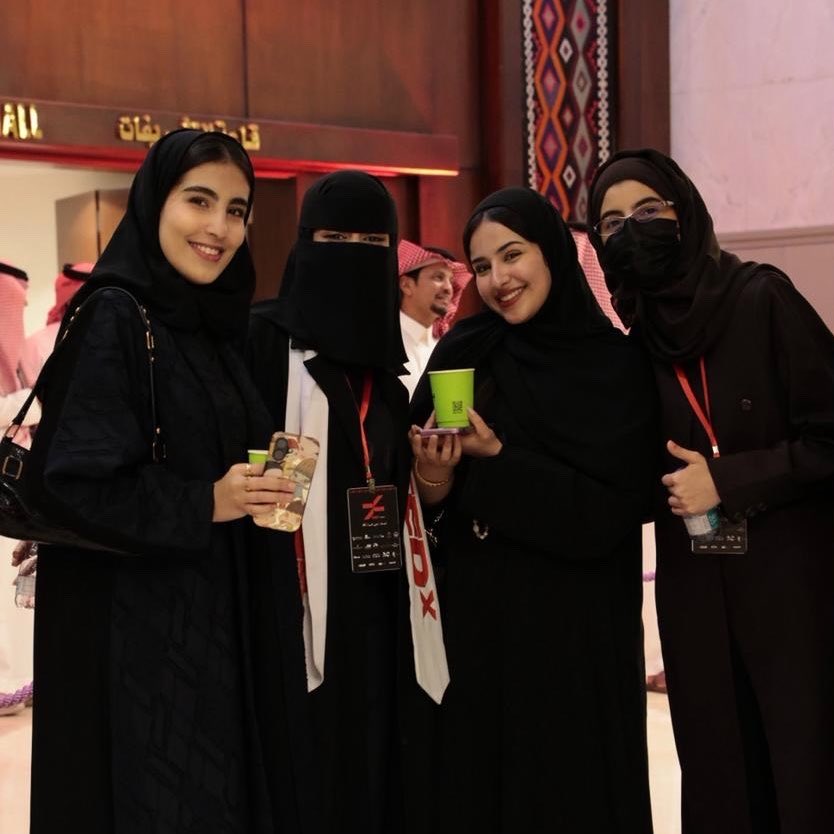 مجد ⟡ tweet media