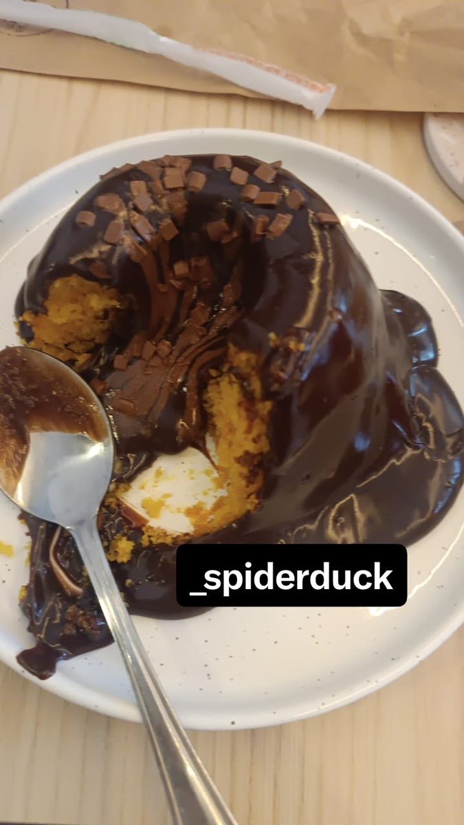 duck🩸 tweet media