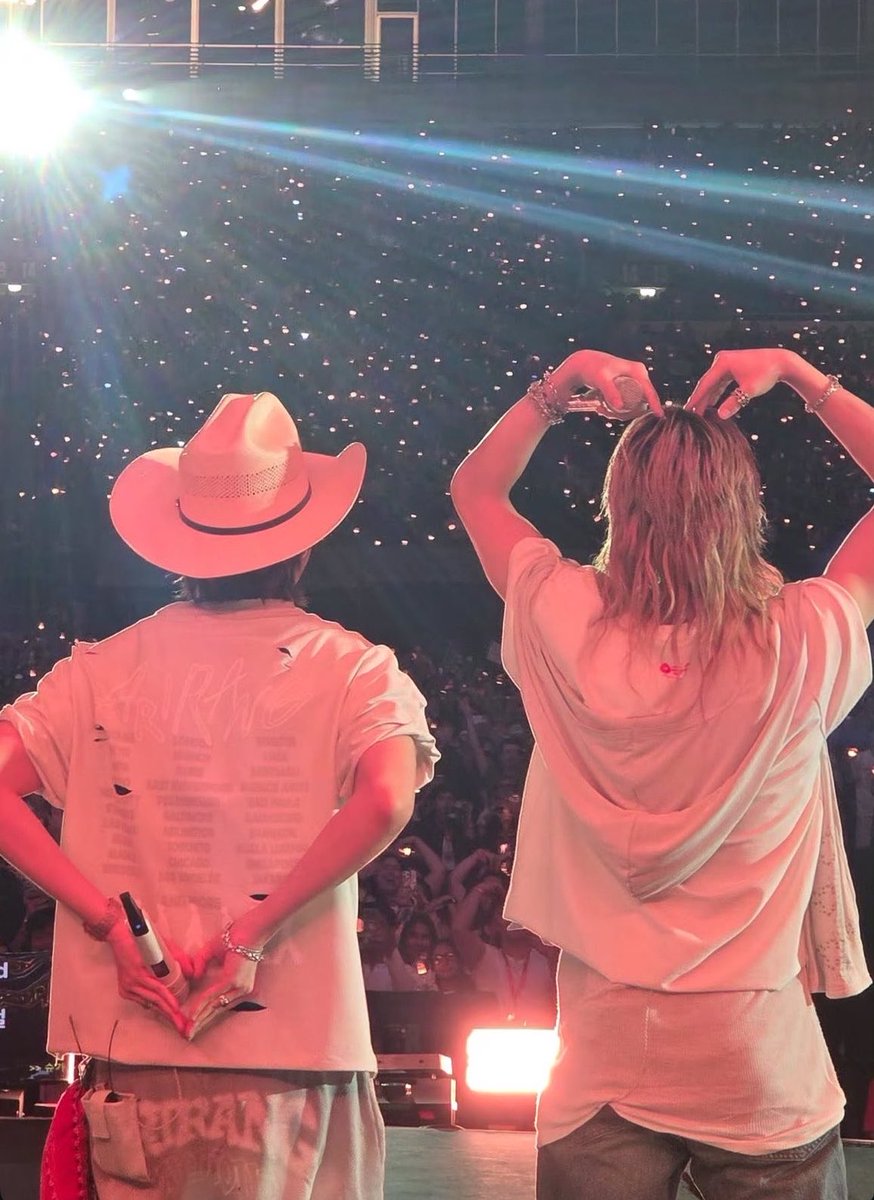 jihope tweet media