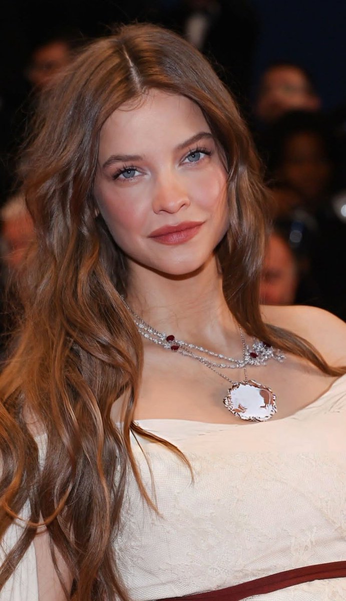 Barbara Palvin TODAY tweet media
