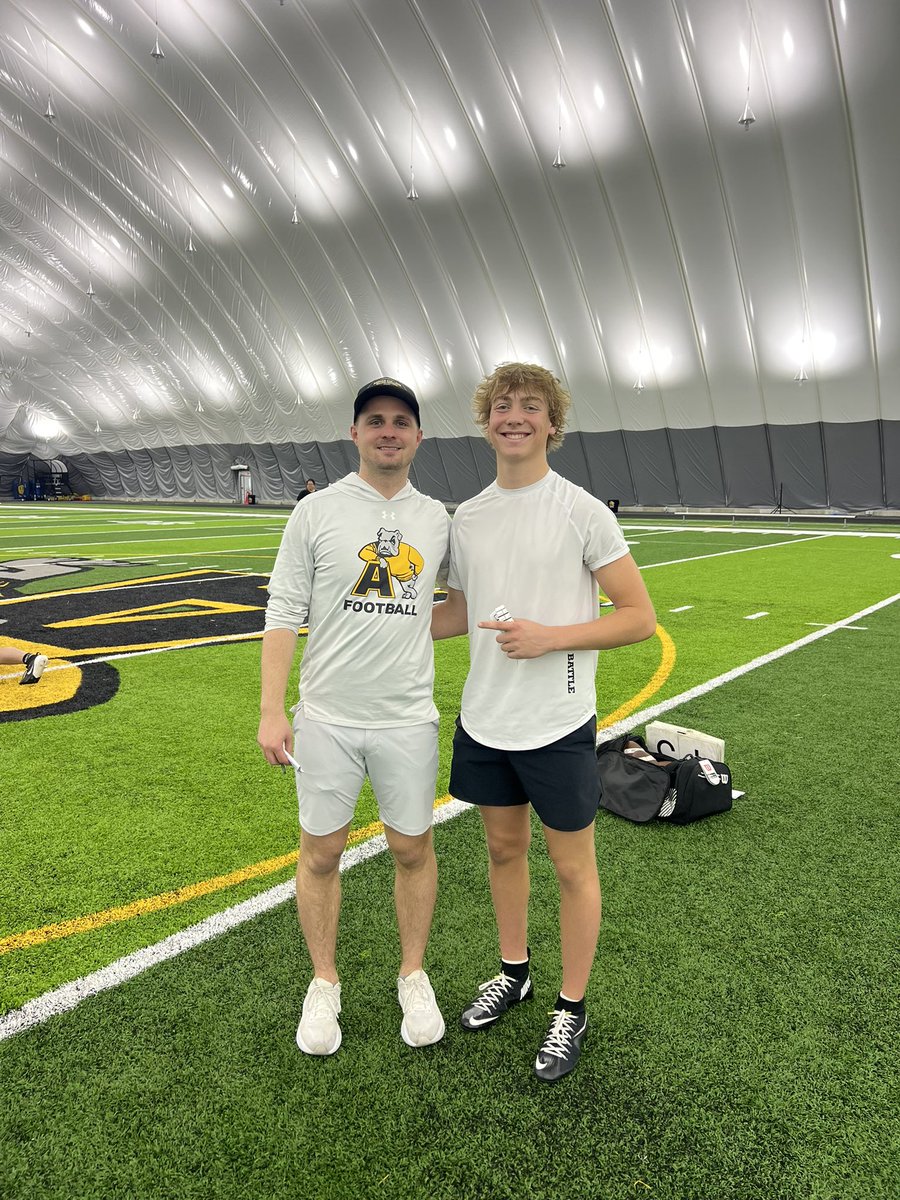 JakeStout02's tweet photo. Grateful for the opportunity to compete today and learn from a great staff. Thank you to the coaches for the invite and for putting on a great camp. @AdrianCollegeFB @Coach_Shiels @JebPalka https://t.co/v1bmNeLclr