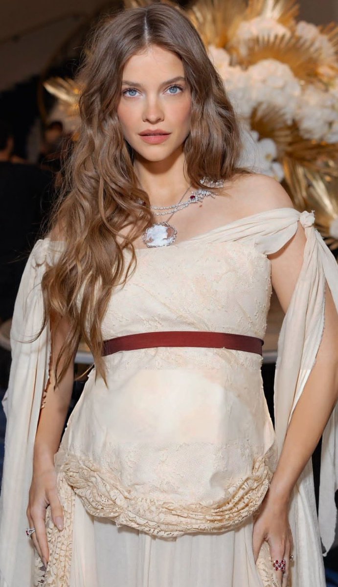Barbara Palvin TODAY tweet media