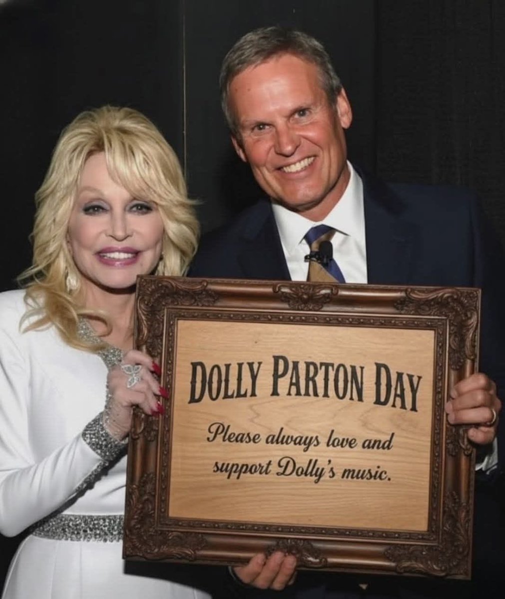 DollyPartojjd3 tweet picture