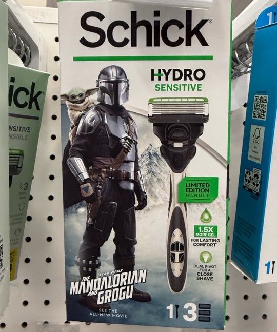 camandfilm's tweet photo. doing an everything shave for mandalorian and grogu with the mandalorian and grogu razor https://t.co/lOJX3NHxXX