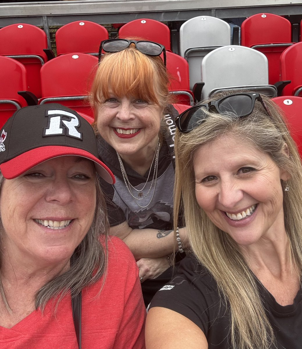 jacroy67's tweet photo. Fun times at the @REDBLACKS fan-fest today!! 
Pre-season is a week away, folks!!

#IsItJuneYet 🖤♥️ https://t.co/JFMZyO1t4S