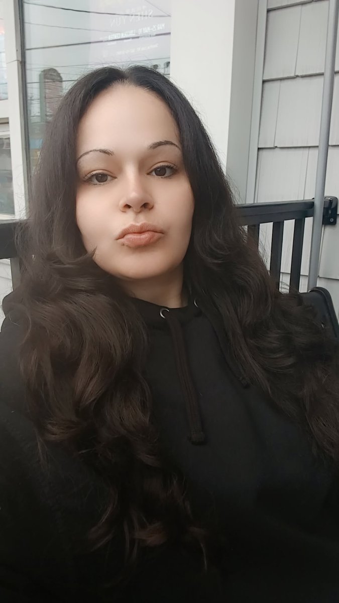 BabygrlAde04's tweet photo. #socksforsale #feetworshi̇p #UsedSocks #feetpicsforsale #paypig #sugarbaby #sugardaddy #tribute 
#privatevideos #realgoddess
$AdeDif04 Chime $LttleItaly CashApp https://t.co/55CxHQjQSe
