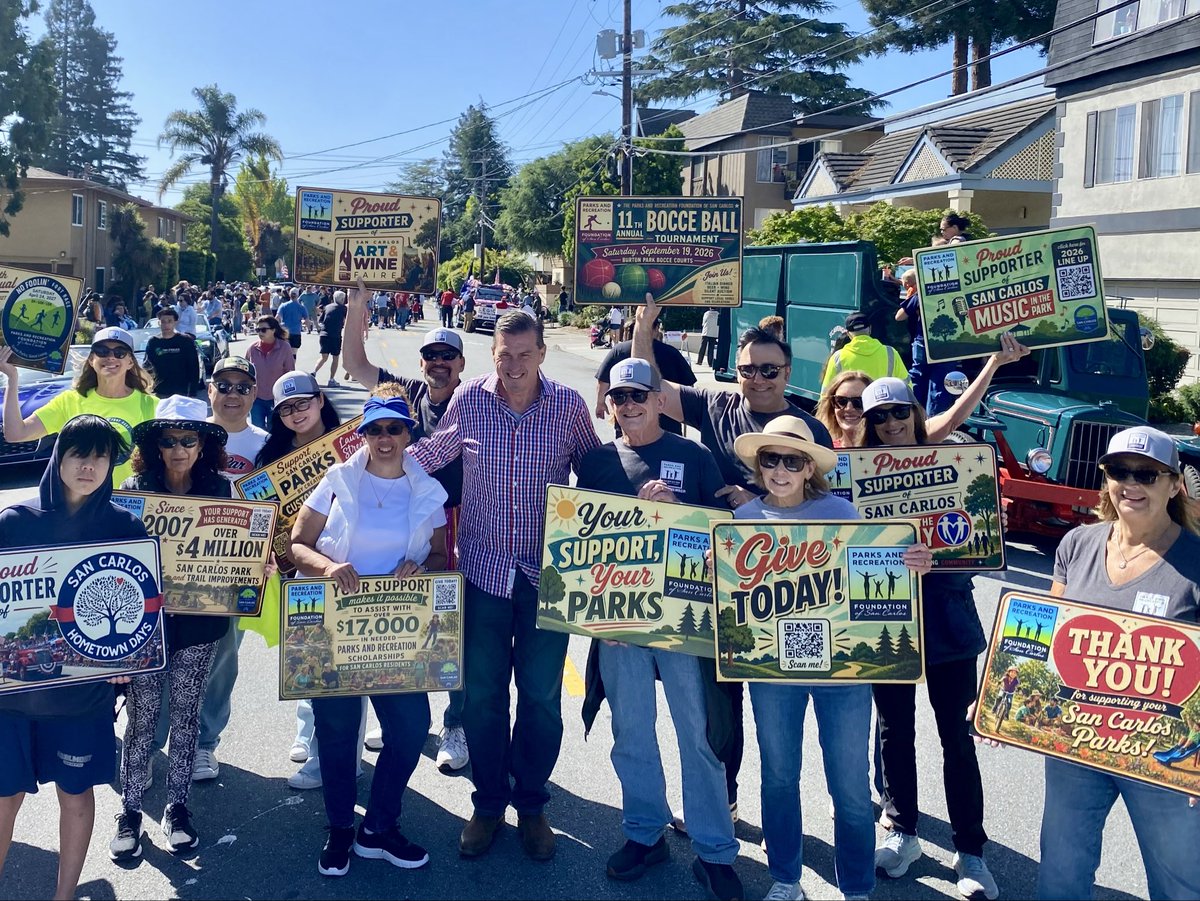 RepKevinMullin's tweet photo. 🇺🇸 Nothing like being home with family, friends and community. Thanks to @CityofSanCarlos for a festive Hometown Days parade! https://t.co/fgFgWWKkZ1
