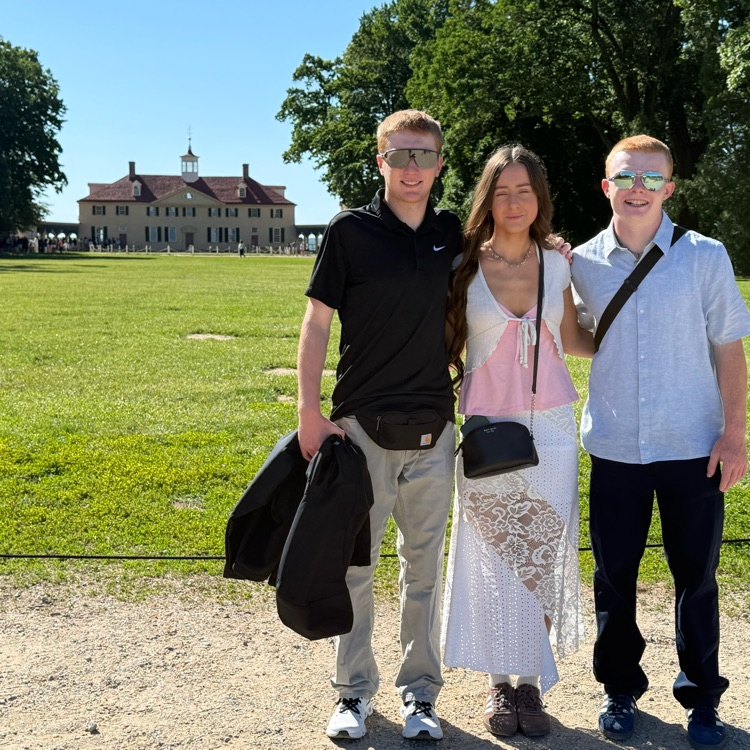 TCCSTrojans's tweet photo. 2026 Senior Trip Day 3- Mount Vernon, Arlington Cemetery, Union Station, Capital Picture, National Archives, and Smithsonians https://t.co/kCUZGJbwPT