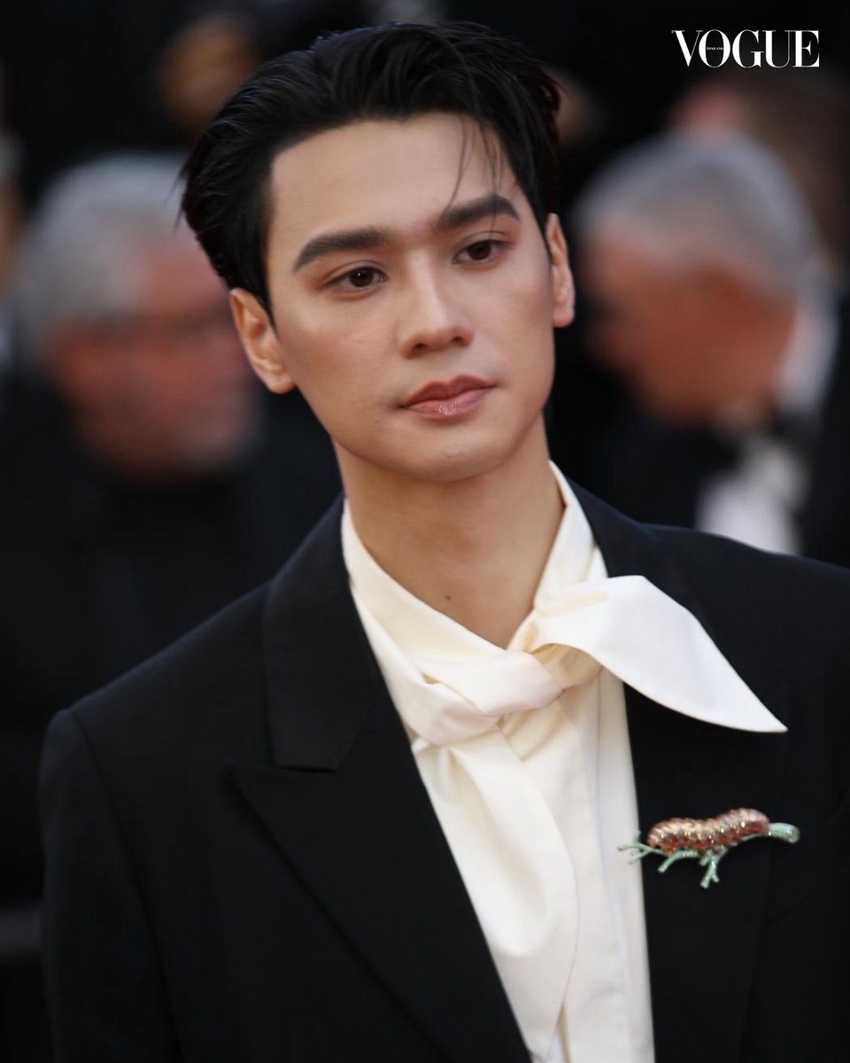 Vogue Thailand tweet media