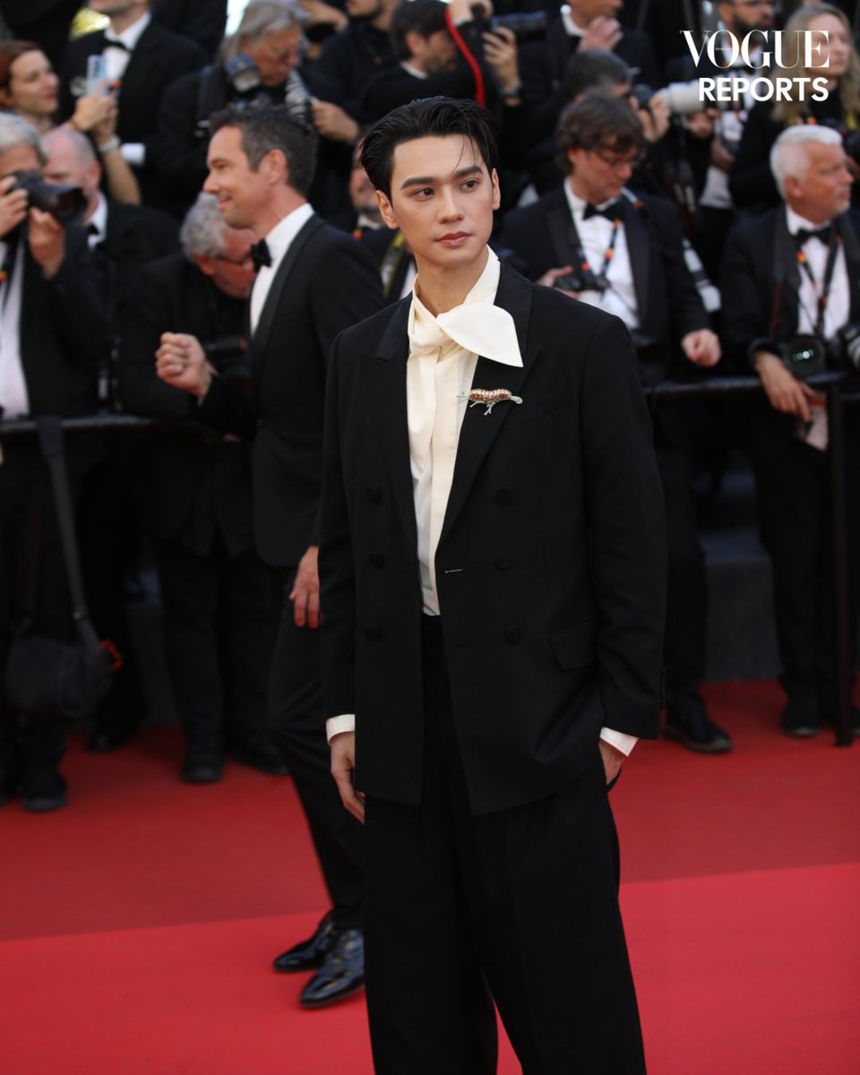 Vogue Thailand tweet media