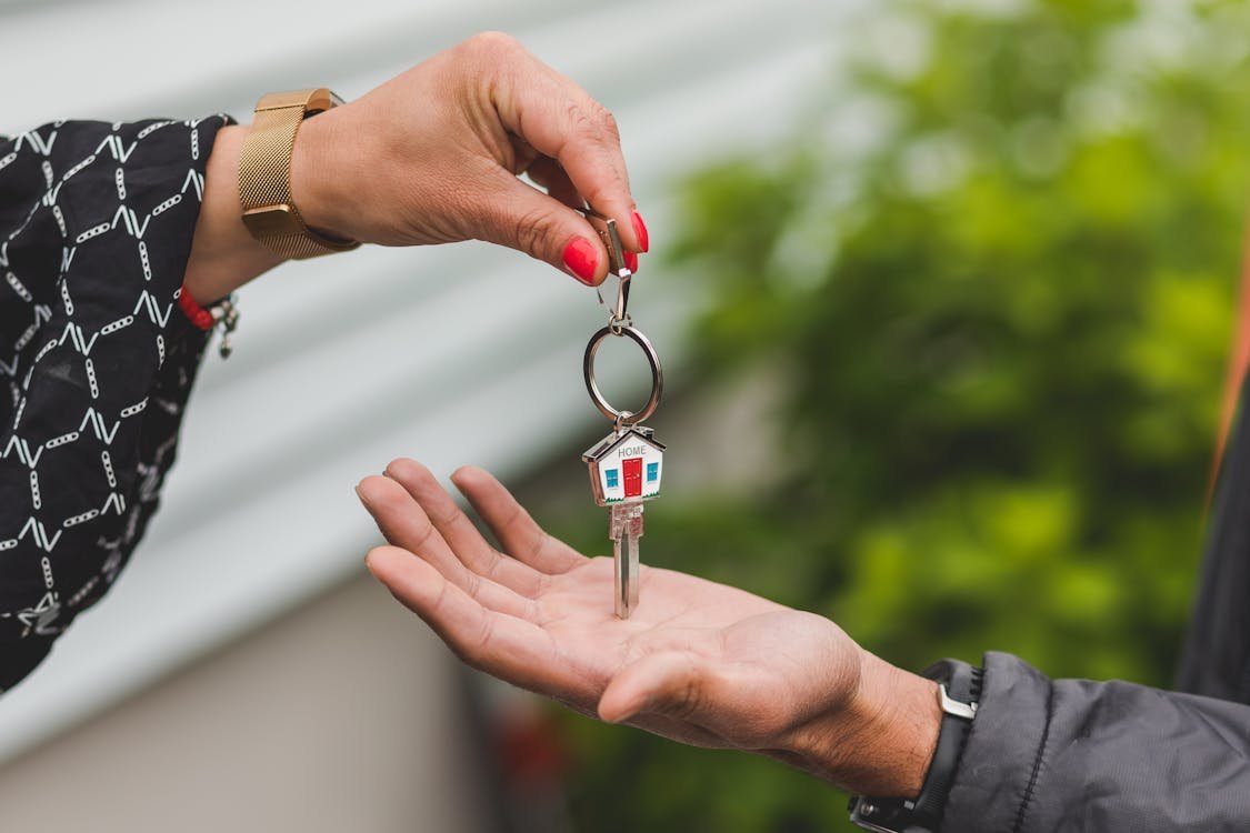 almNoCo's tweet photo. Are you a first-time home buyer in Northern Colorado or Wyoming? We help you successfully navigate all the loan options available to you and your specific needs. 

Contact our team at (970) 966-8698.

#fortcollinschamber #northerncolorado https://t.co/IVCjGvcJA2