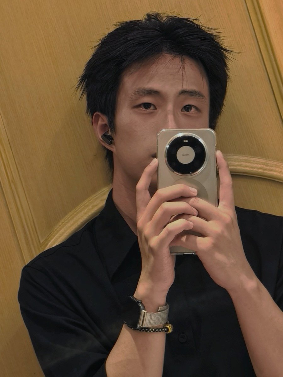 comi70191312's tweet photo. 这个看起来更阳痿了💧我想休息 https://t.co/3Hz4JAe2Zl