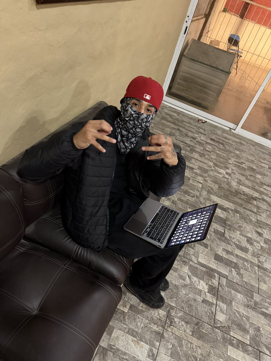 RFLVCKKO tweet media