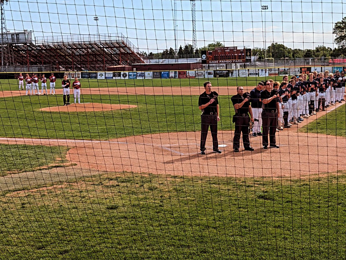 rocky_baseball's tweet photo. It's a beautiful day for baseball!
vs Legend
#gobos #family https://t.co/6npMvdt61u
