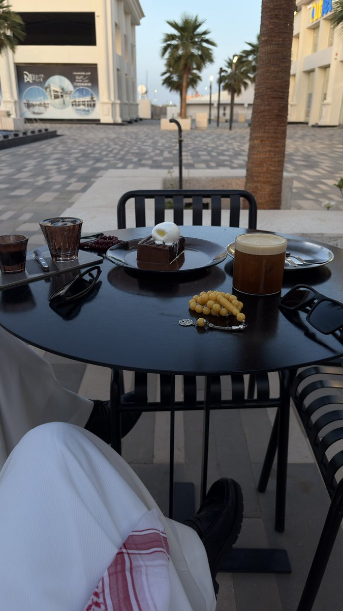 k9ncc's tweet photo. كنتّ ضيف أفكاري وأنا أتقهوى يمحبوبي❤️ . https://t.co/zNOKzpUW12