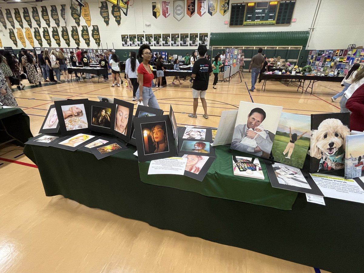 ATalley204's tweet photo. At Waubonsie, you can see more great art and hear wonderful music as part of the Fine Arts Festival.  Students are excited to show their work.   Thank you, IPEF.  @ipsd204 @ipef204 https://t.co/gmXxvpzHXf