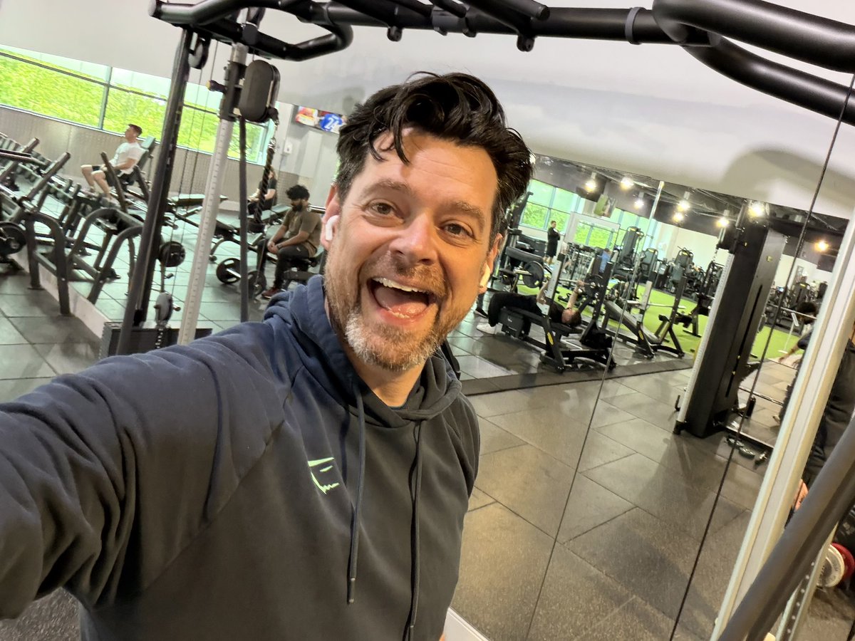 DanStarkey's tweet photo. Working hard at the gym 🫡 https://t.co/ehYa91xBGx