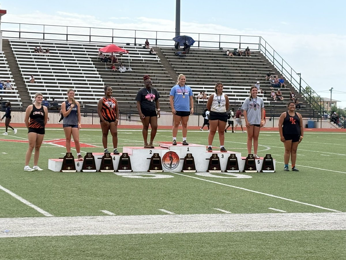 DCTrackAndField's tweet photo. Congrats to our State Runner-Up in the Shot Put, senior Torie Moore!!! Threw one year for us &amp; showed out!! Also, congrats on your basketball scholarship!! #CDEPT #MultiSportAthlete 🦅🔥🥈 https://t.co/A3WGwlQ7lR