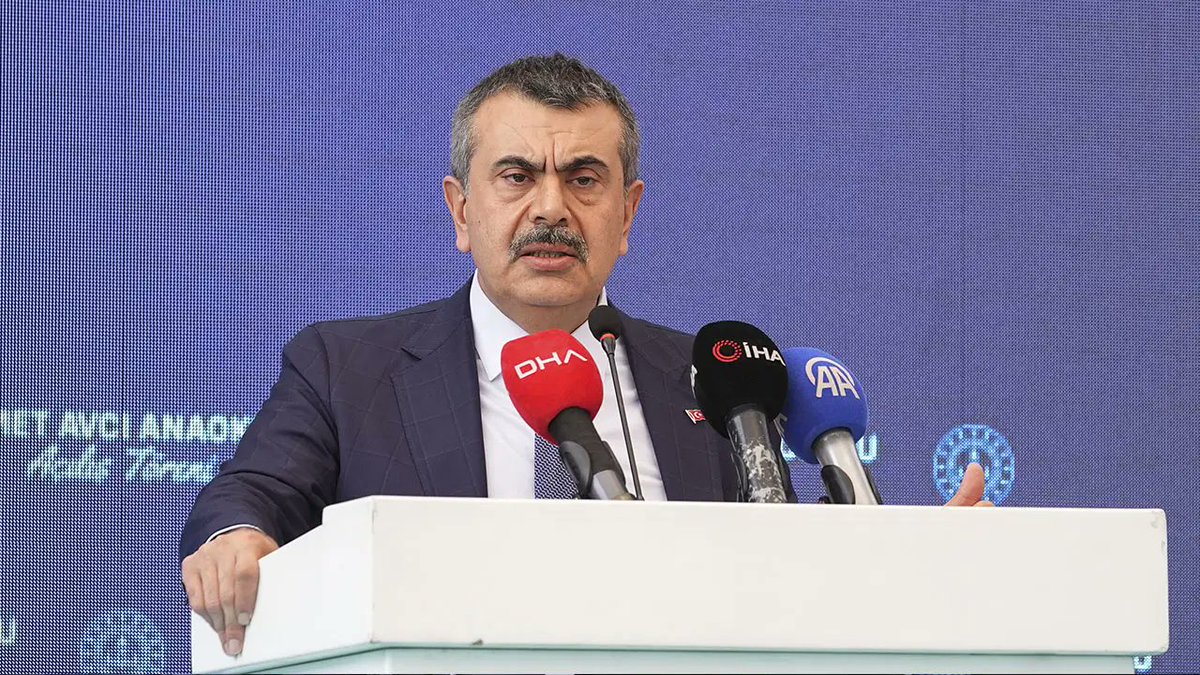 Cumhuriyet tweet media