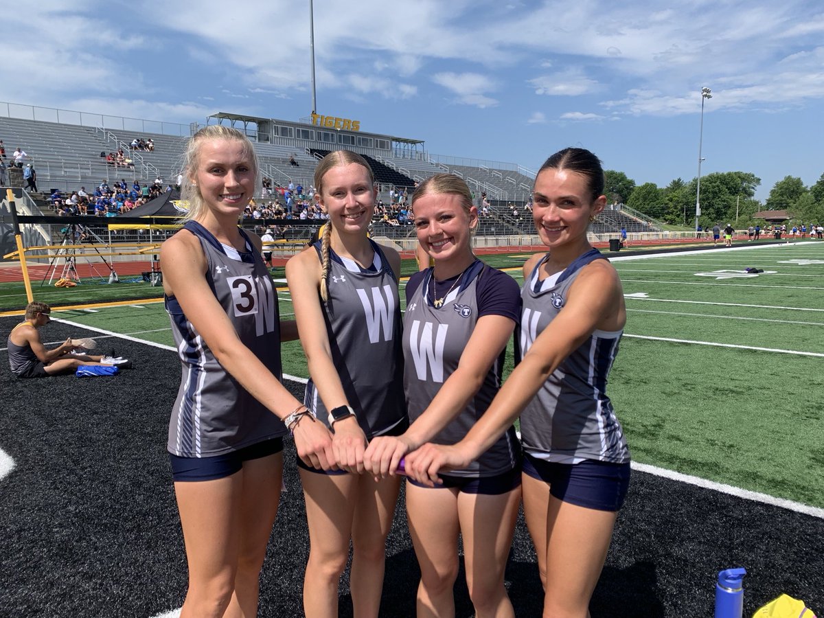 LSW Girls T&F/XC tweet media