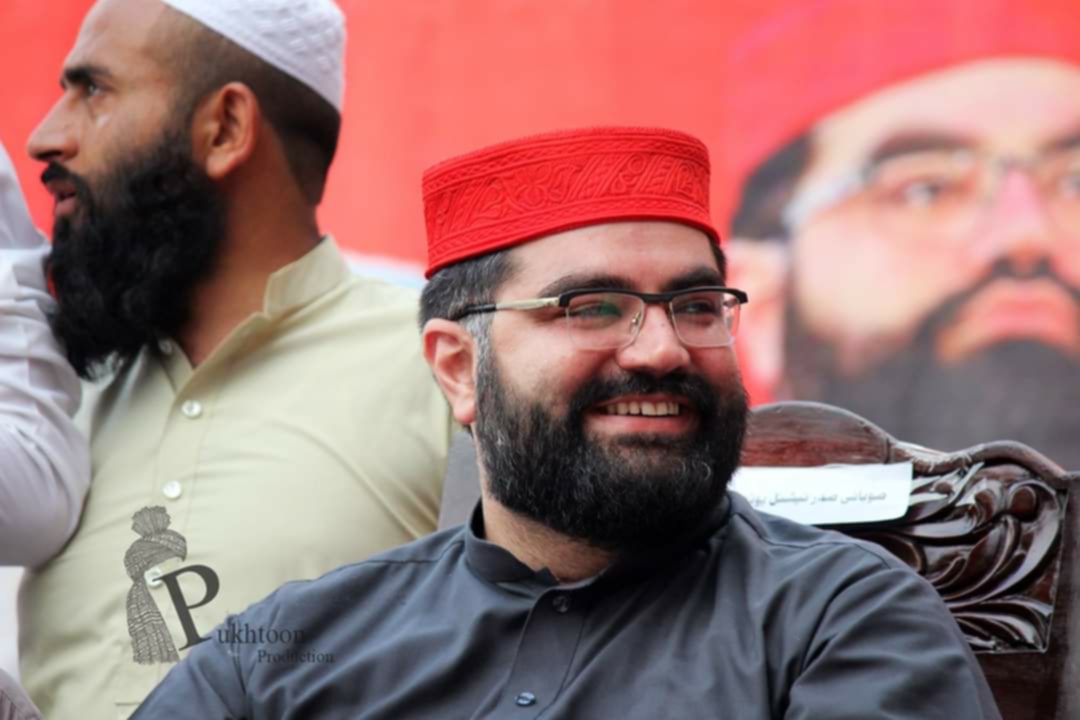 MalikUm4r's tweet photo. د نورو په تکیه سړی د دین نه د سادین شي
اقباله په یوازې ځان لښکر وي خو چې نر وي
اقبال مومند
#AimalWaliOurRedLine 
#AimalWaliKhanOurPride https://t.co/f2f02lzs2x