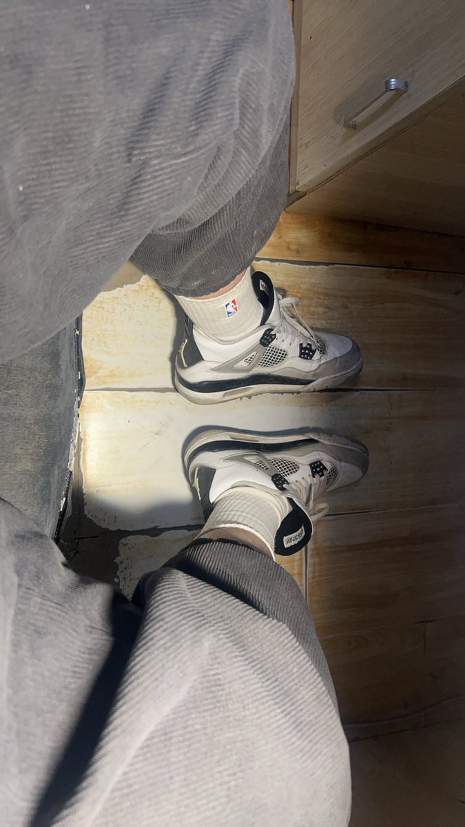 臭脚伪S锁爹🦶 tweet media