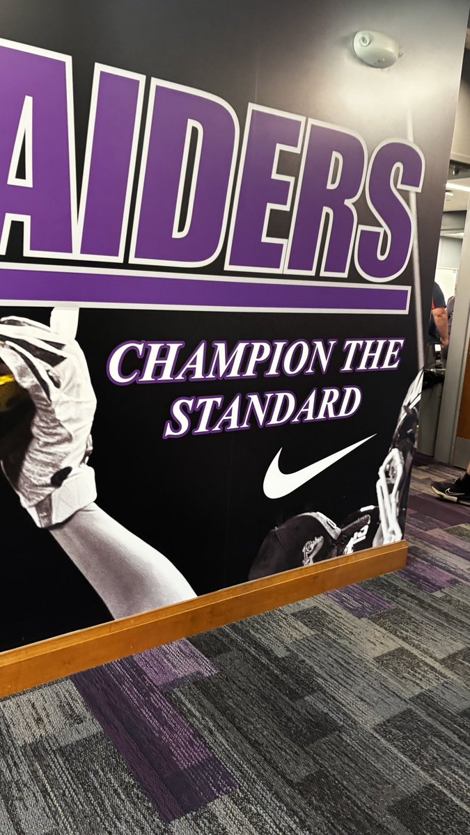 reppich8's tweet photo. Had a great visit at Mount Union today! Thank you @CoachBurke10 for the invite #goraiders @roybumpers4 @MayfieldFB @MountUnionFB https://t.co/5atdXmXSvc