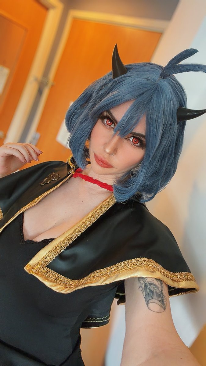 MaguiSunshine's tweet photo. Nero o secre? Como le dicen ustedes? 

Mi nuevo cosplay de black clover 🍀🖤 https://t.co/U8BVkOHetG