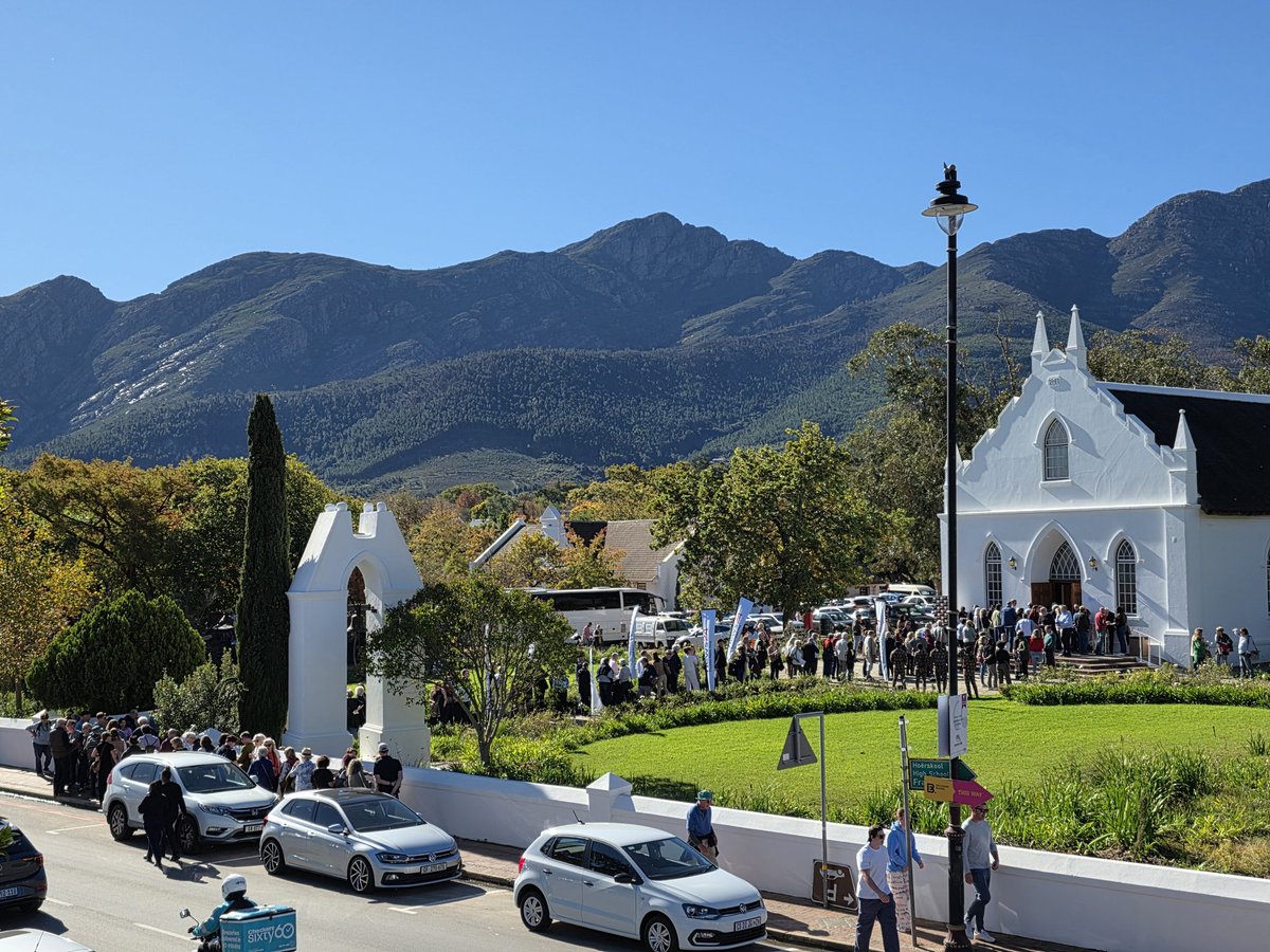 AdrianSaville's tweet photo. Brilliant afternoon at the @FranLitFest with my co-author @brucebusiness https://t.co/cMAOfGNOZO