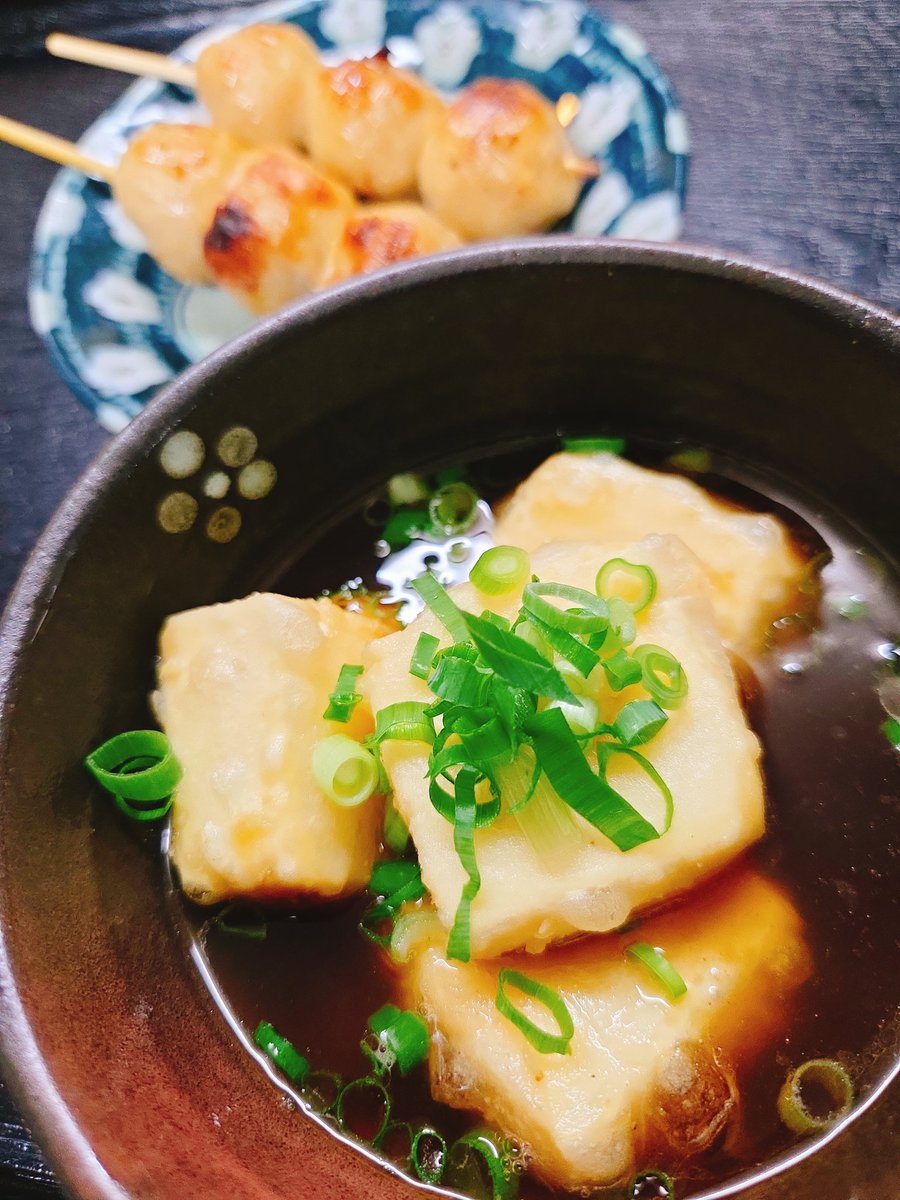 FUJIMACKEY's tweet photo. 【巻食なーーーーーう！】
今夜の巻食‥
還暦のお祝い🟥
団体さん🍺あり
ご夫婦しっぽり🍺あり
お一人様多め～
オムライスやまき定
今夜のメインはお刺身
一品料理は
揚げ出し豆腐やつくね
山芋の千切りに
カニクリームコロッケなどなど
今夜も
ありがとうございました

#富士巻食堂
☎️0544ｰ24ｰ0823 https://t.co/7wr56vp5YI