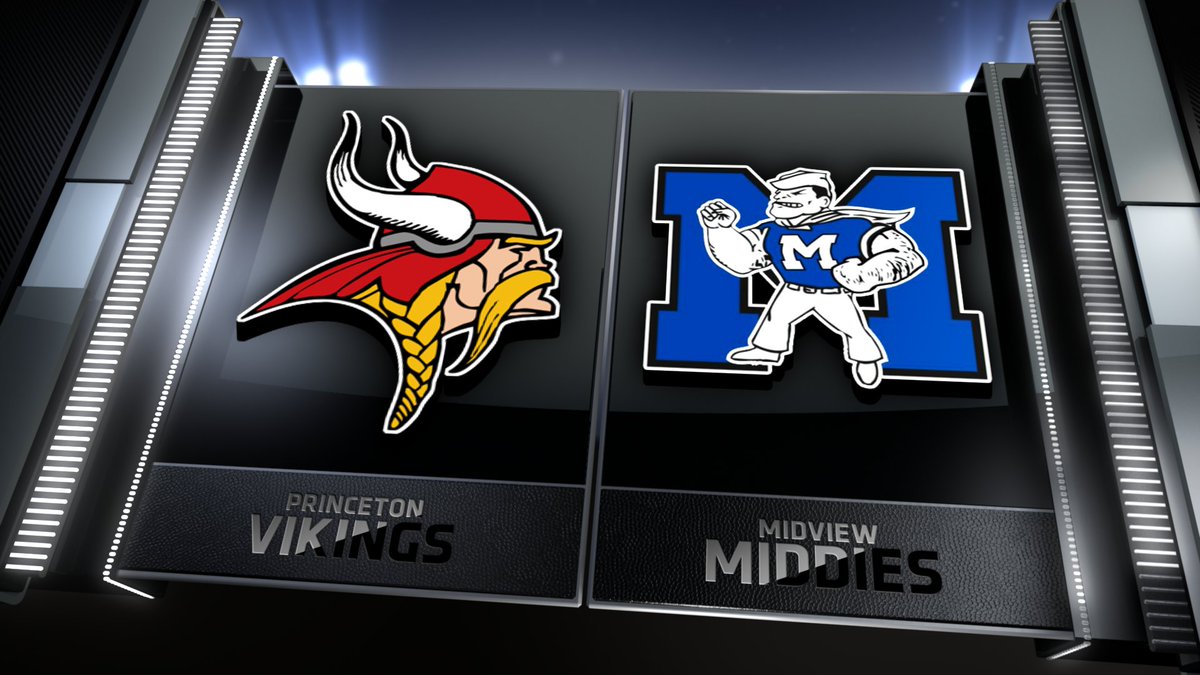 SpecSportsOH's tweet photo. The @OHSAASports flag football state quarterfinal between @VikeNation and @MiddieUpdates begins in minutes!  

💻https://t.co/JvaEFWQmgD 

💻https://t.co/7cAvFsLTeK 

Same links for following semifinal and championship game.  

Championship📷@SpectrumNews1OH https://t.co/ZdcvSNlokT
