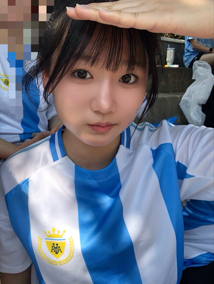 두다 tweet media