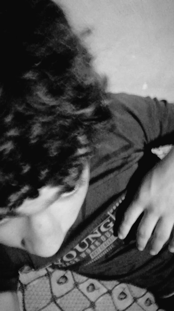HsamAl42261's tweet photo. اشعر وكاني استنشق الضبح والضيق بدلاً عن الاكسجين💔🥹 https://t.co/9fyvpPFzM9