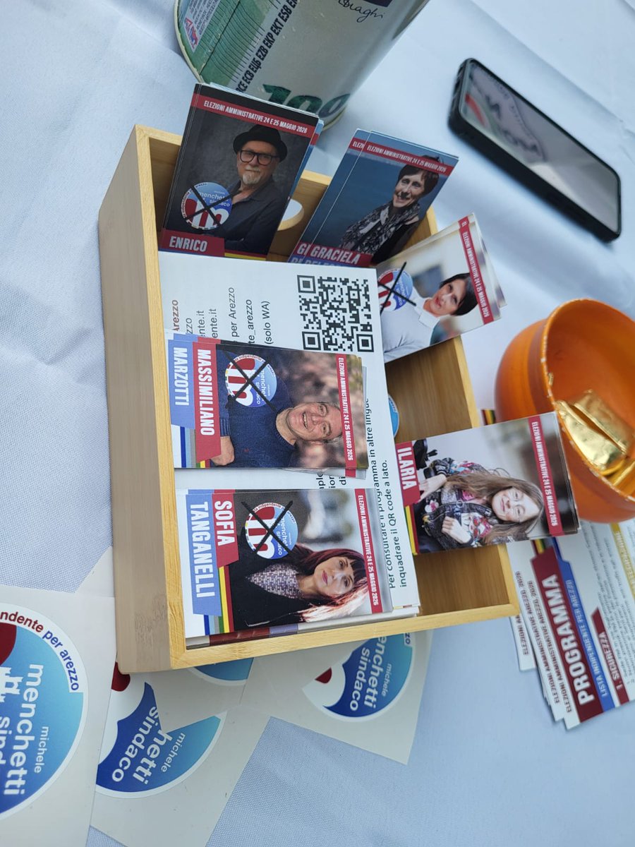 Mitch1978Ar's tweet photo. Gazebo bagnato, gazebo fortunato!

Anche questa mattina ci siamo confrontati con molte persone al vivace e colorato mercato di viale Giotto. 

Sabato prossimo invece ci sarà  il silenzio pre elettorale. Grazie a chi ha contribuito a realizzare tutte queste occasioni di ascolto. https://t.co/ZgC16LMCTU