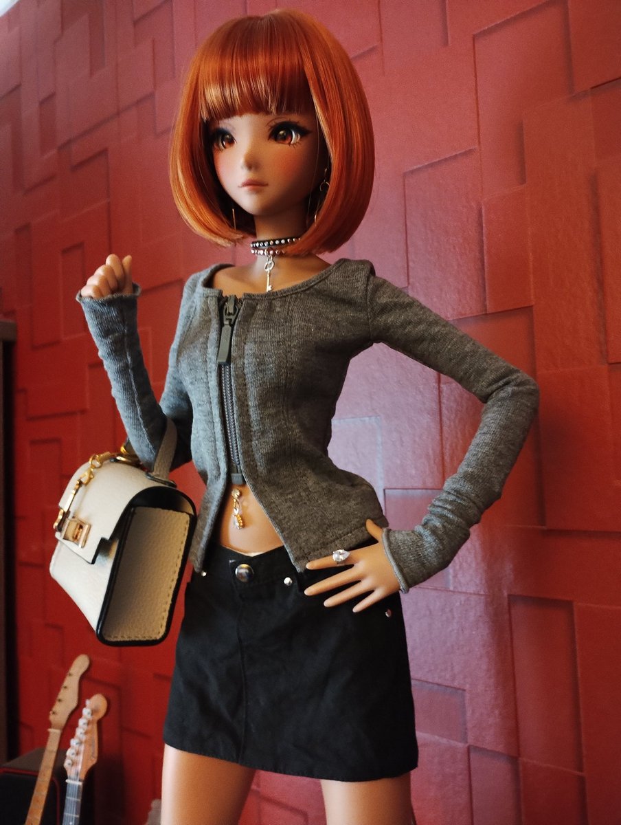 CHurst74961's tweet photo. @maruko_halu My smart doll Georgina, set her heart on this outfit and we all know that what a smart doll wants, a smart doll gets. So the outfit arrived yesterday and it is stunning. Thank you for your truly remarkable work.  Here is Georgina https://t.co/RHUPJcrK1v