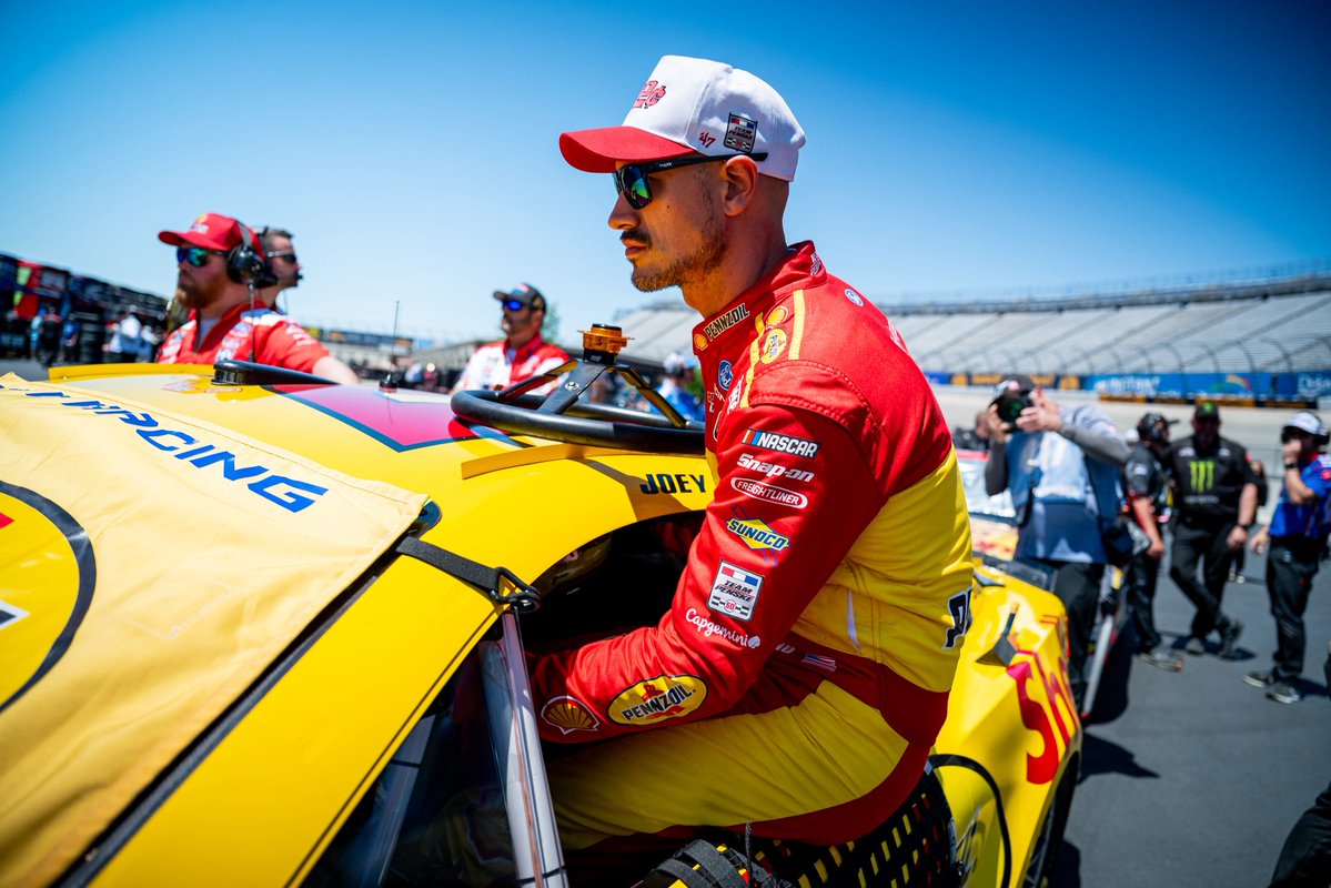 Team Penske tweet media