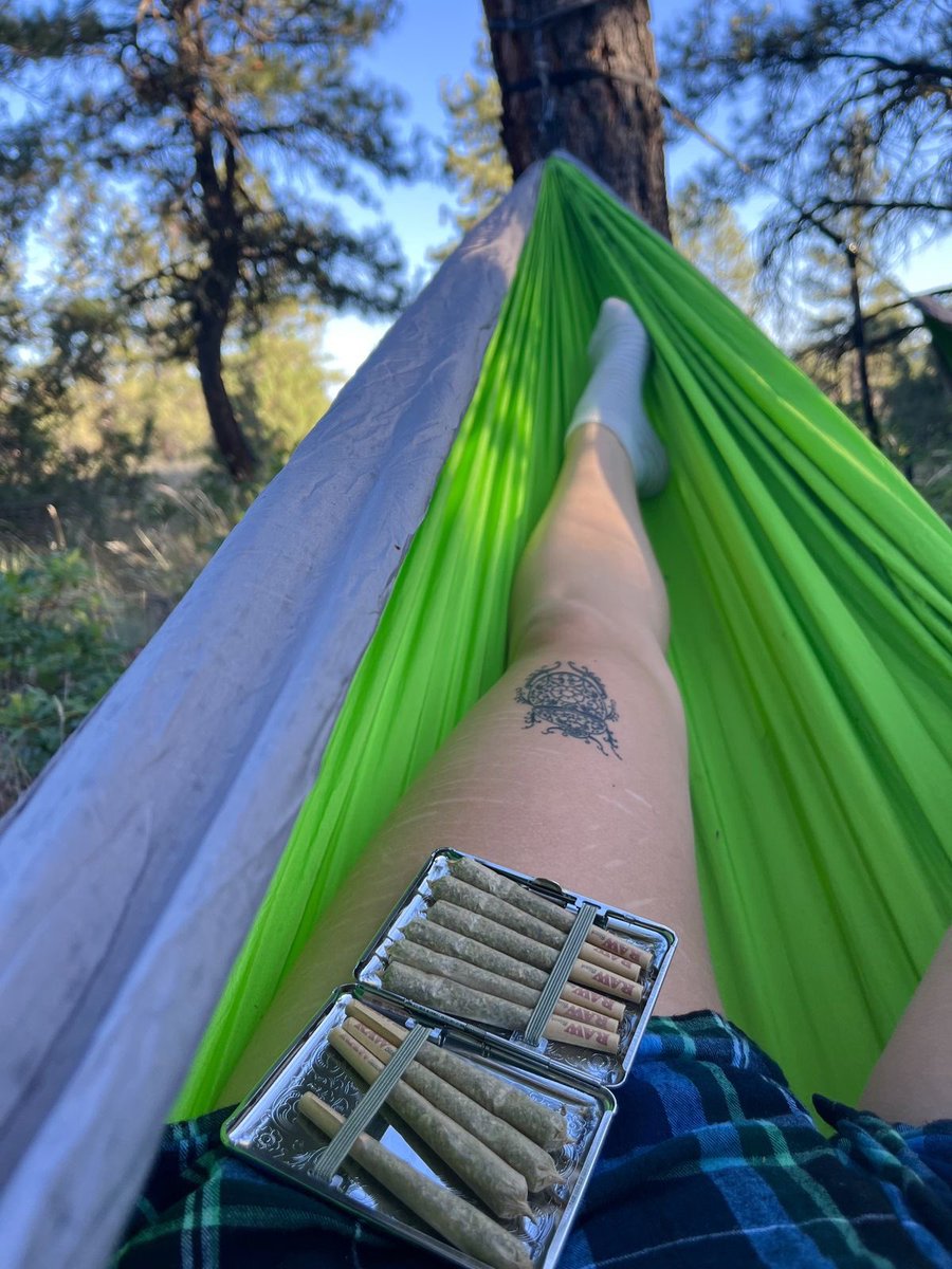 Stoner Barbie tweet media