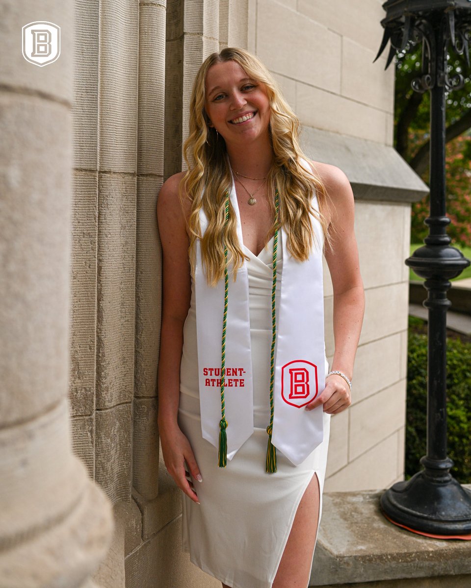 BradleyWBB's tweet photo. Congratulations to all our 𝙂𝙍𝘼𝘿𝙐𝘼𝙏𝙀𝙎!❤️🤍🅱️ https://t.co/E918ufESVz